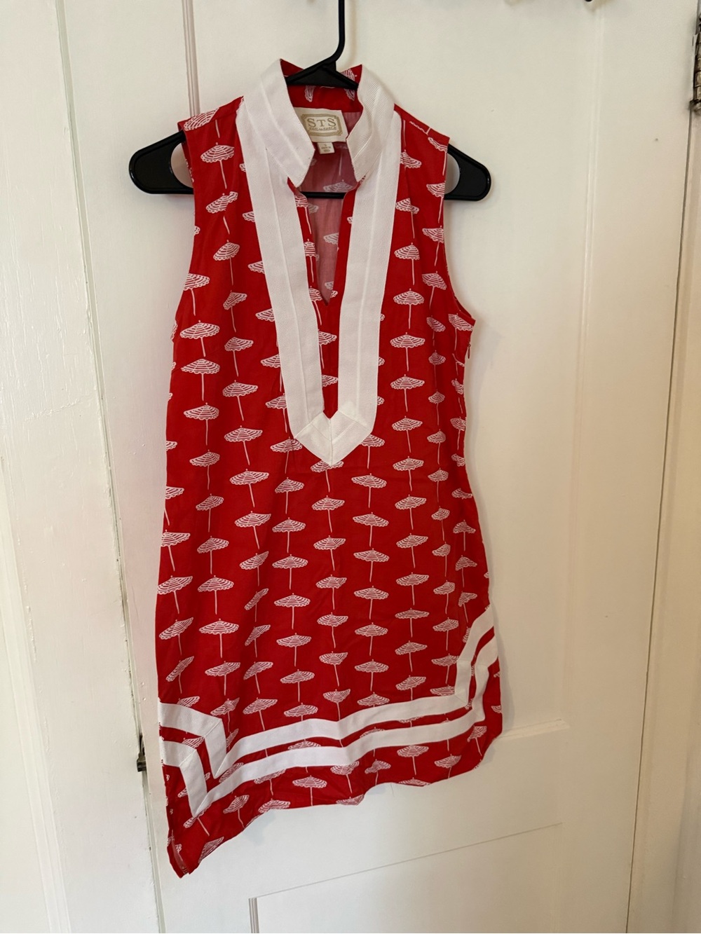 Sail to Sable Red and White Sleeveless Tunic Dress